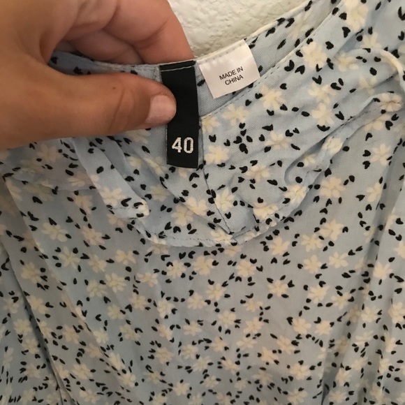 Ditzy Floral Blue Sundress // Size 10 - Picture 2 of 3